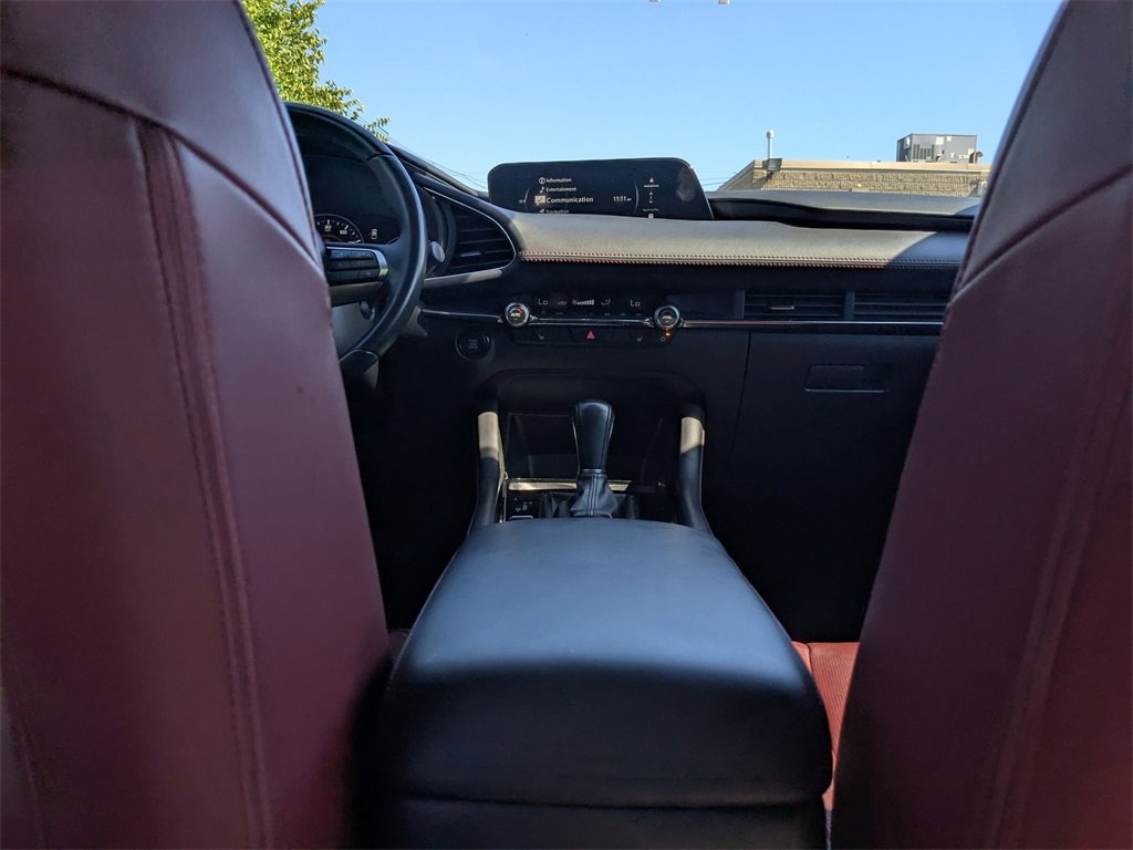 Used 2024 MAZDA MAZDA3 s image 29