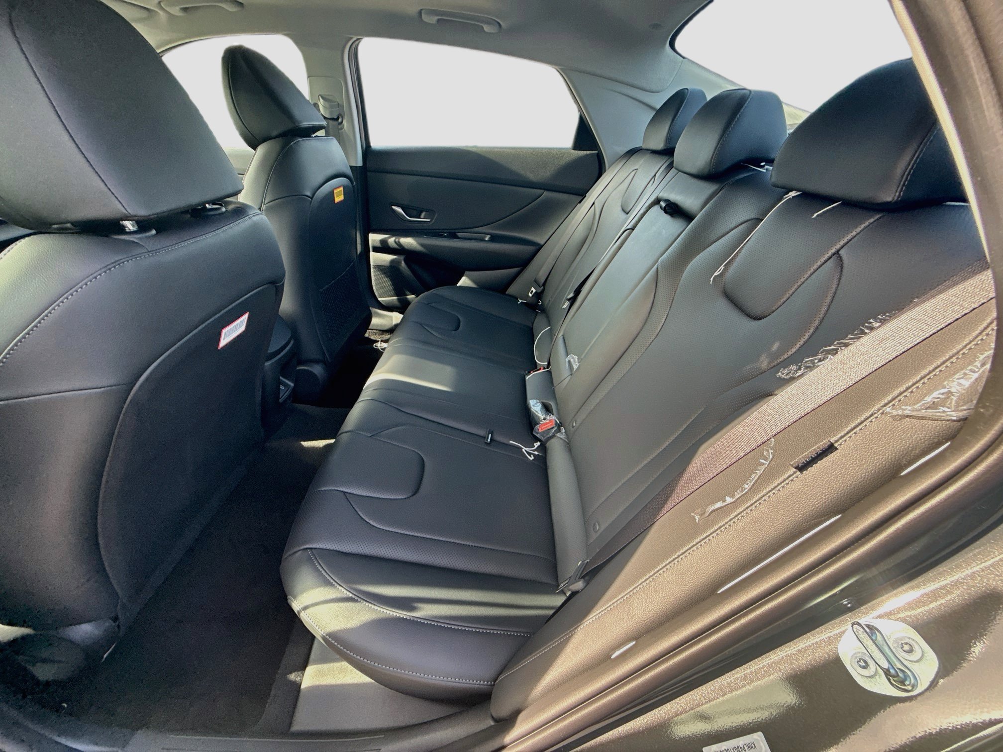 New 2026 Hyundai Elantra Limited FWD image 17