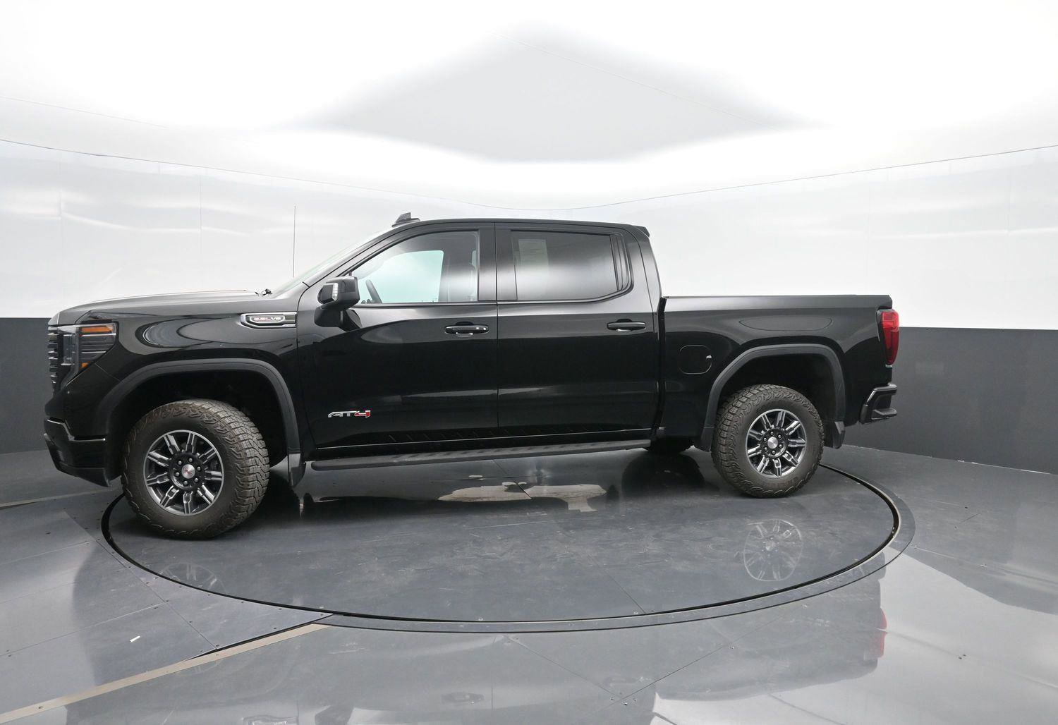 Used 2024 GMC Sierra 1500 AT4 w/ AT4 Premium Package