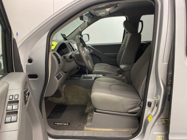 Used 2018 Nissan Frontier SV AWD/4WD image 11