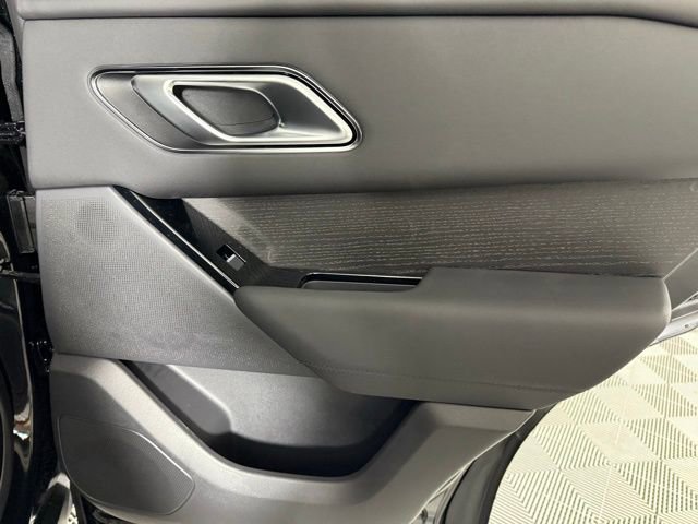 New 2026 Land Rover Range Rover Velar Dynamic SE image 28
