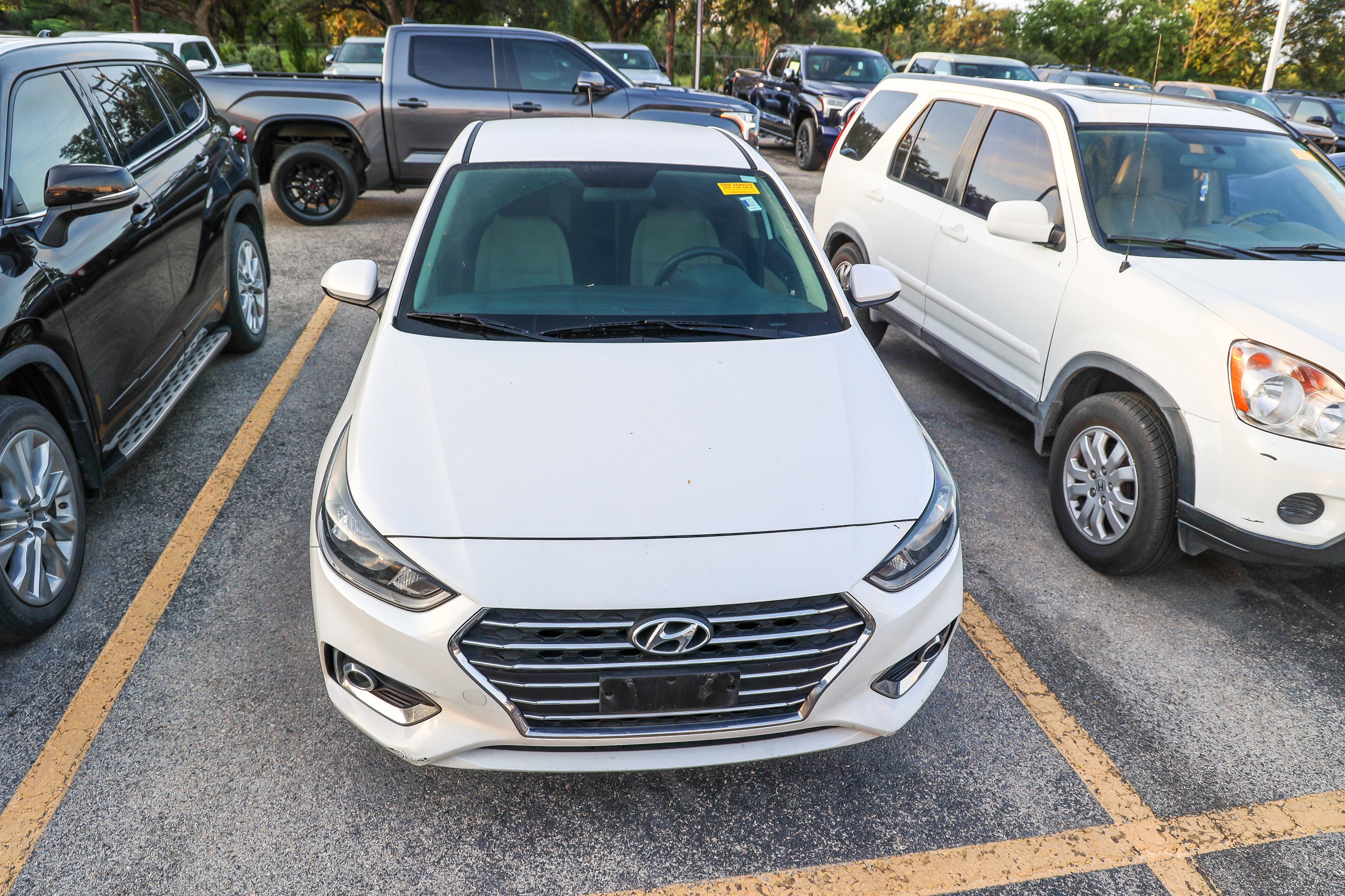Used 2022 Hyundai Accent SEL FWD image 5