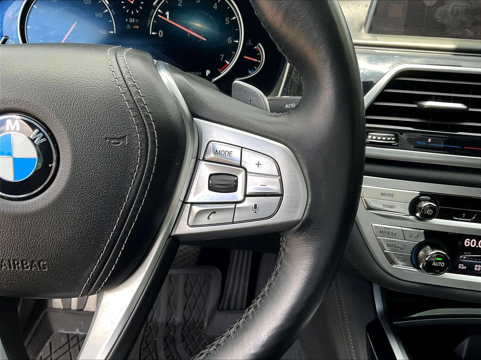 Used 2018 BMW 750i xDrive AWD/4WD image 14