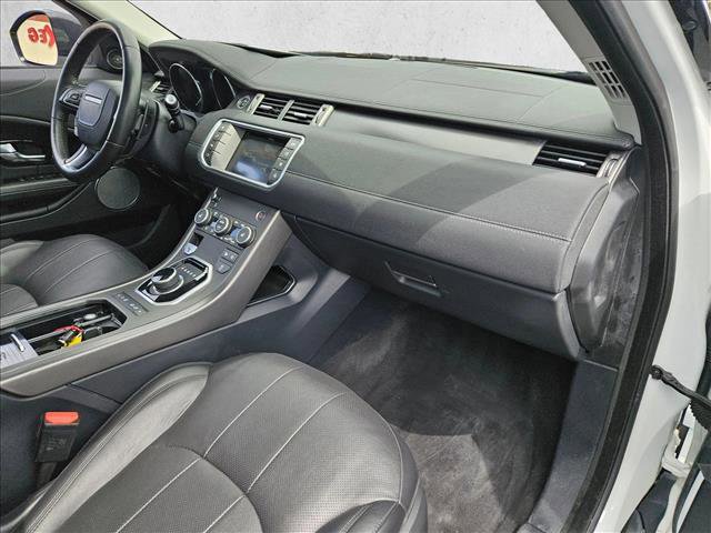 Used 2019 Land Rover Range Rover Evoque SE Premium image 22