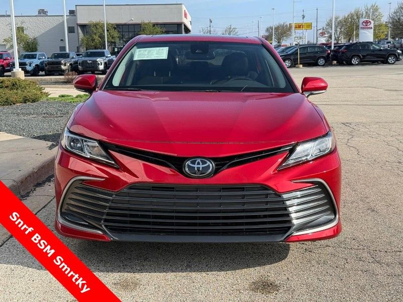 Used 2023 Toyota Camry LE w/ Convenience Package FWD image 8