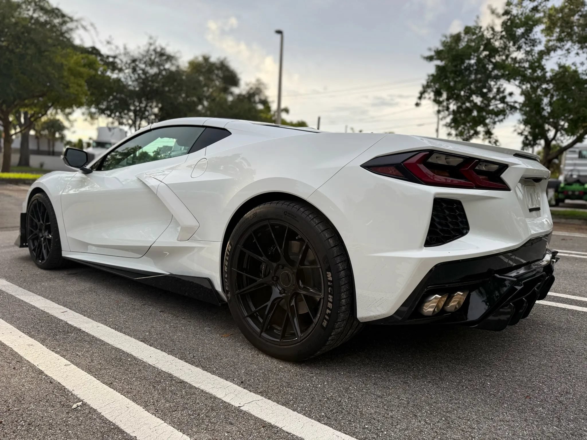 Used 2024 Chevrolet Corvette Stingray Coupe w/ 1LT RWD image 30