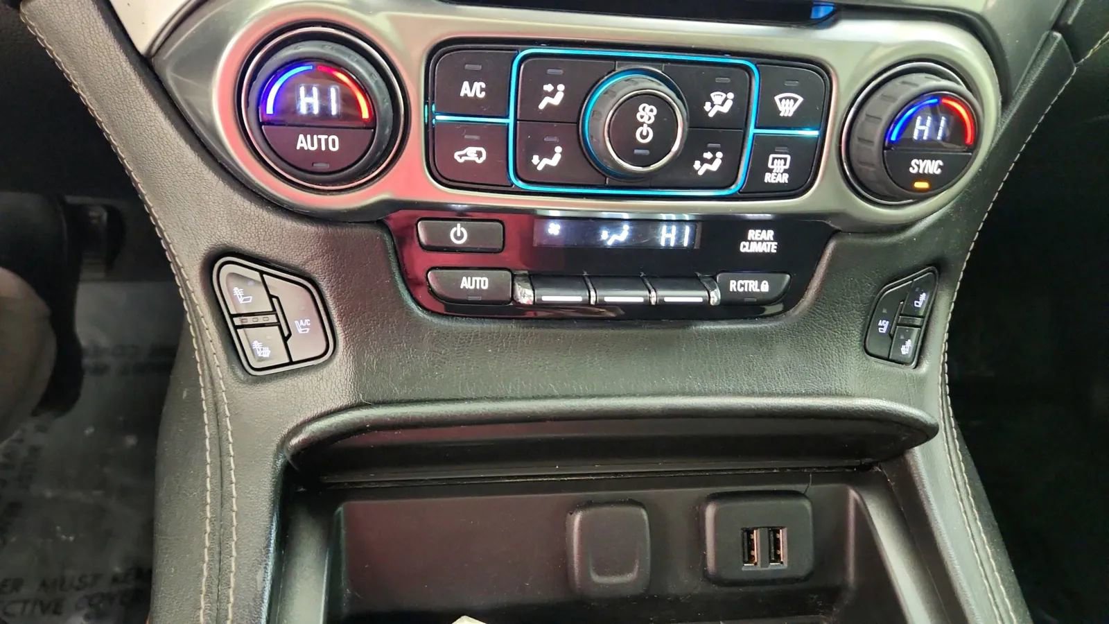 Used 2015 Chevrolet Suburban LTZ image 41