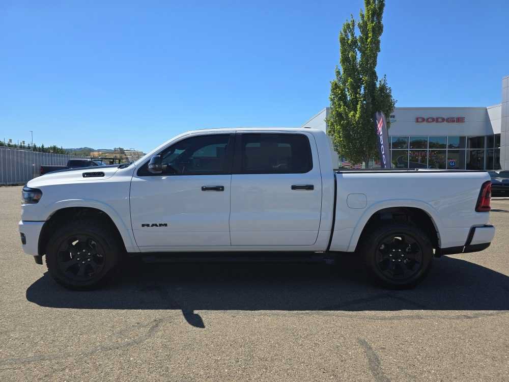 Used 2025 RAM 1500 Big Horn AWD/4WD image 2