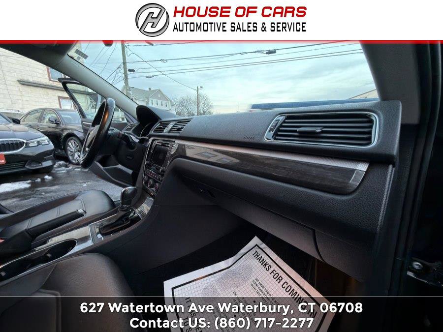 Used 2017 Volkswagen Passat 1.8T SE image 34