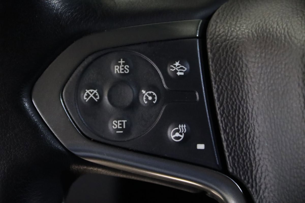 Used 2020 Chevrolet Suburban LT AWD/4WD image 15
