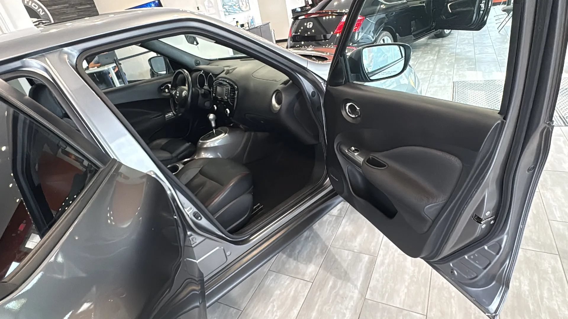 Used 2016 Nissan Juke SL AWD/4WD image 18