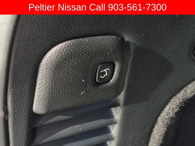 Used 2017 Jeep Grand Cherokee Trailhawk AWD/4WD image 11
