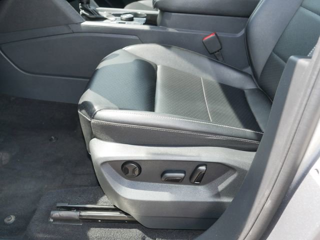 Certified 2022 Volkswagen Atlas SE w/ Panoramic Sunroof Package AWD/4WD image 16