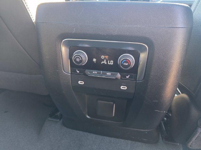 Used 2023 Chevrolet Tahoe High Country AWD/4WD image 16