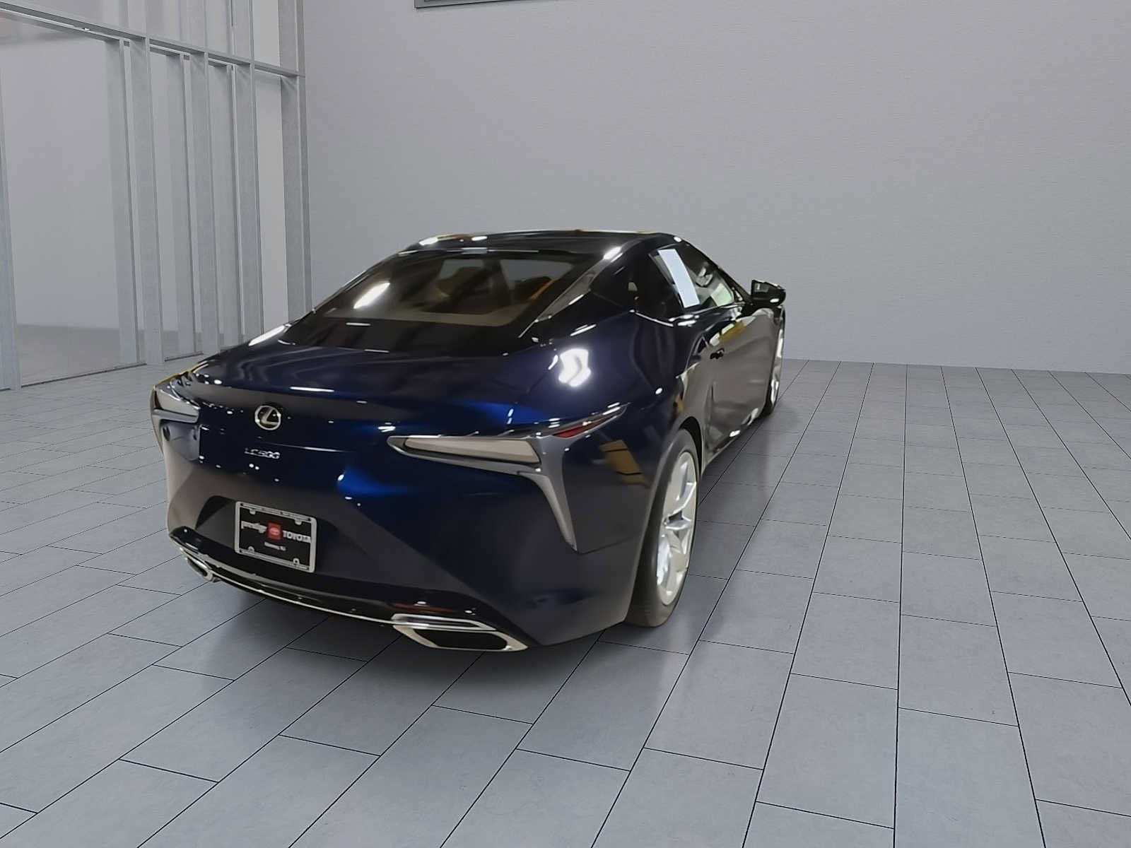 Used 2018 Lexus LC 500 Coupe w/ Touring Package RWD image 8