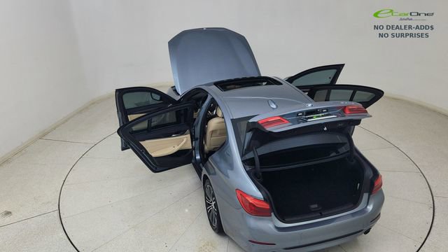 Used 2018 BMW 530e w/ Premium Package 2 RWD image 87