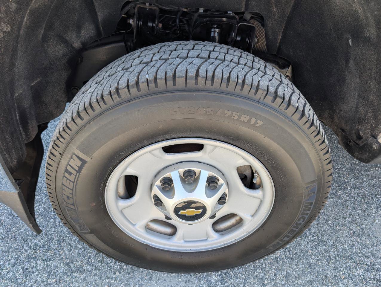 Used 2018 Chevrolet Silverado 2500 W/T RWD image 4