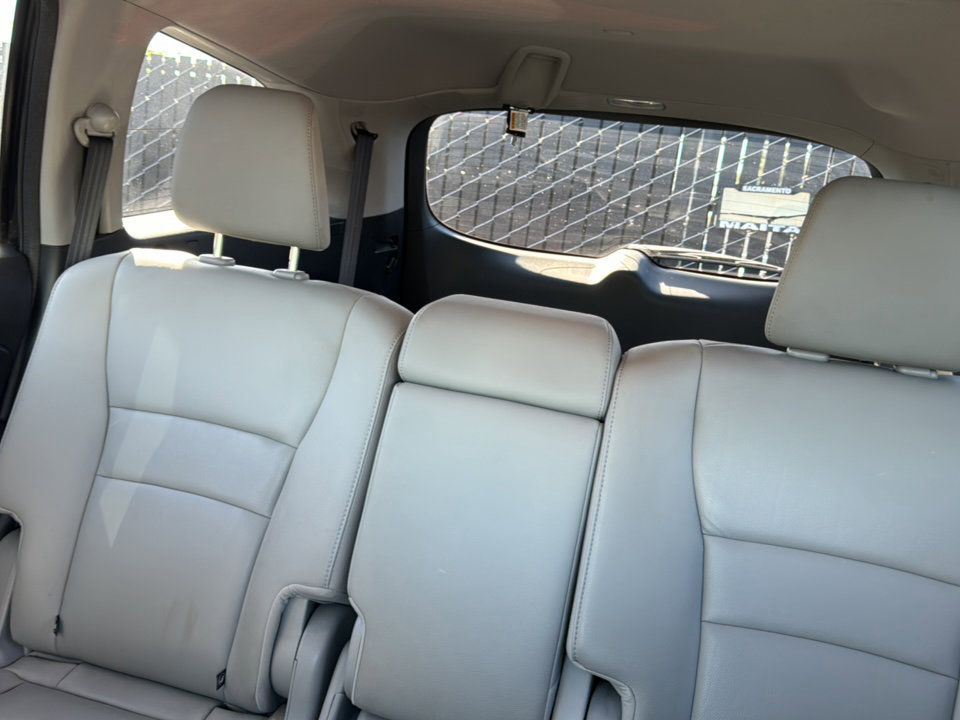 Used 2016 Honda Pilot EX-L image 3