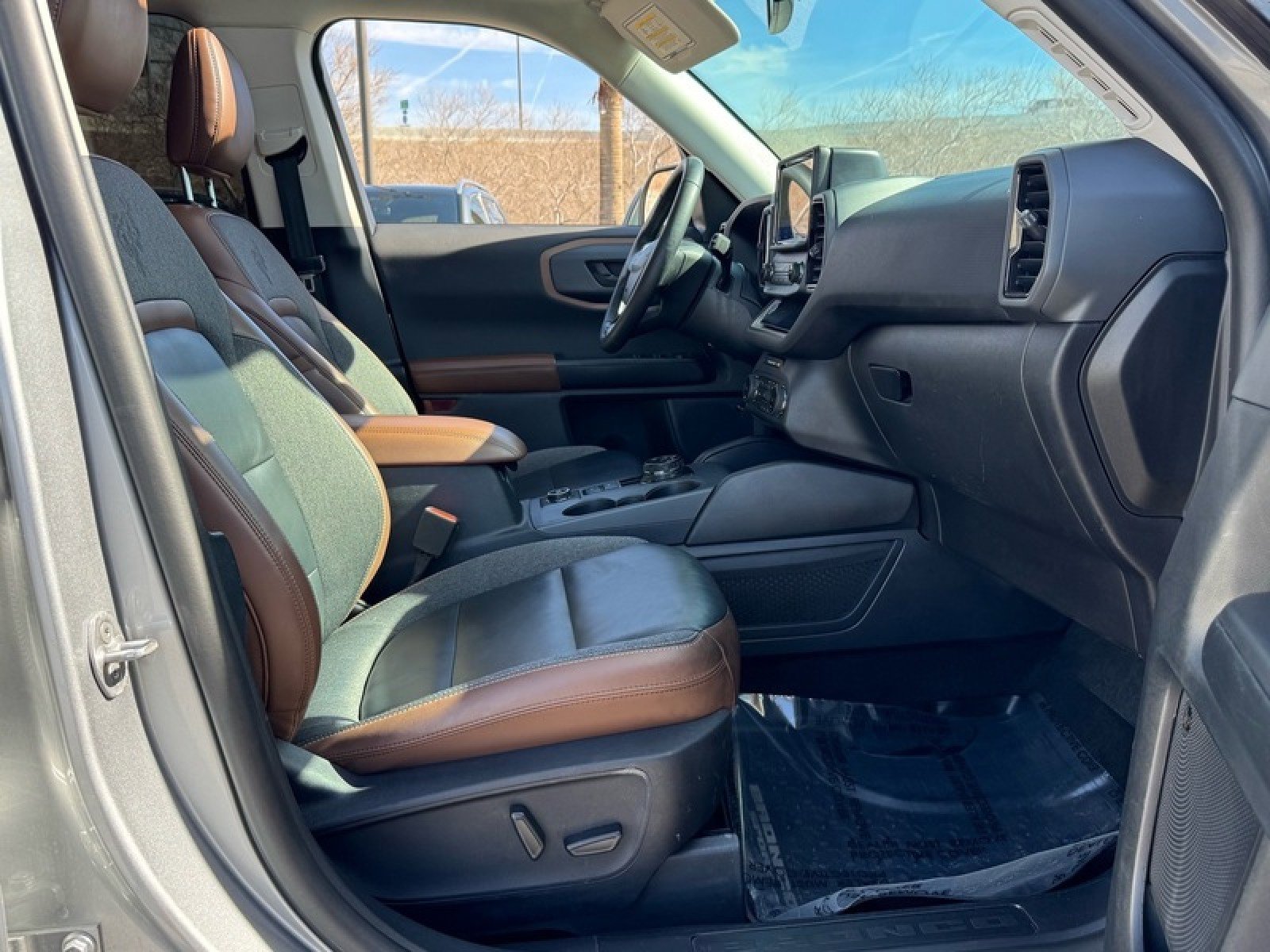 Used 2023 Ford Bronco Sport Outer Banks w/ Tech Package image 23