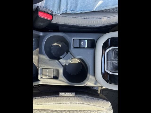 Used 2025 Subaru Forester Premium AWD/4WD image 23