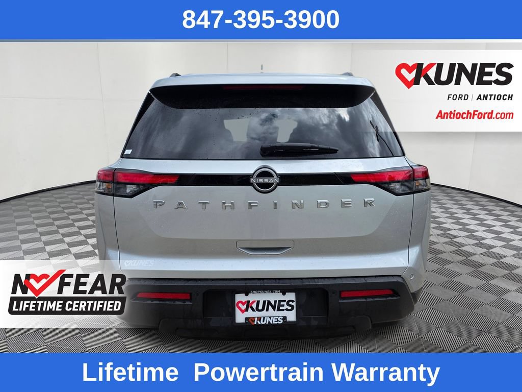 Used 2025 Nissan Pathfinder SV FWD image 6