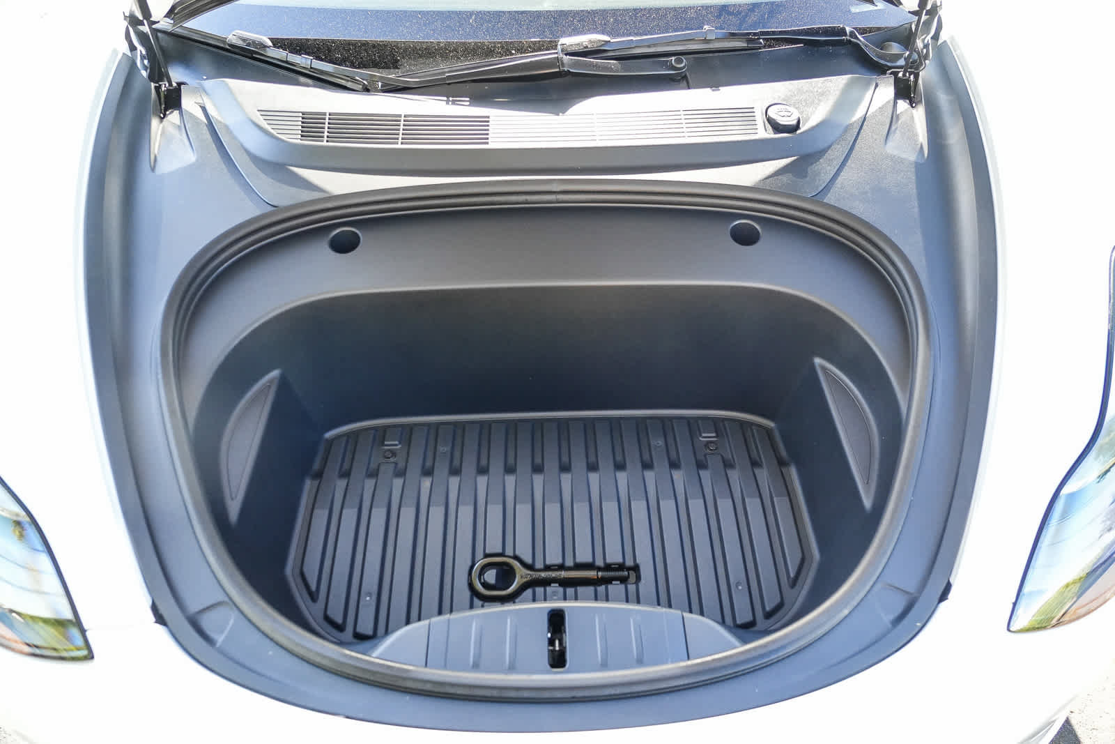 Used 2023 Tesla Model 3 Standard Range RWD image 23