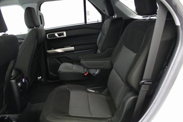 Used 2023 Ford Explorer XLT image 19