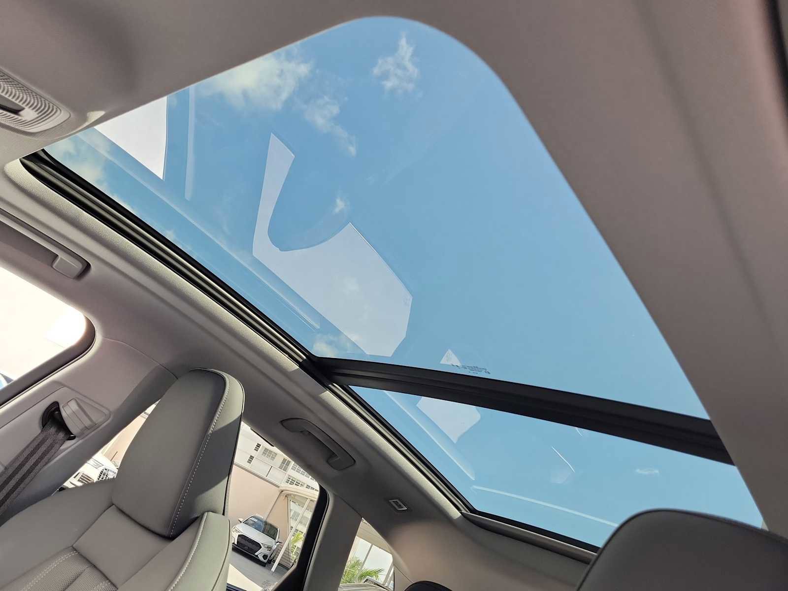 Certified 2025 Audi Q5 Premium Plus w/ Premium Plus AWD/4WD image 18