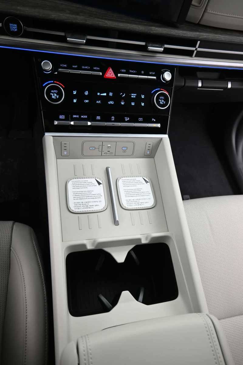 New 2026 Hyundai Santa Fe Limited AWD/4WD image 19