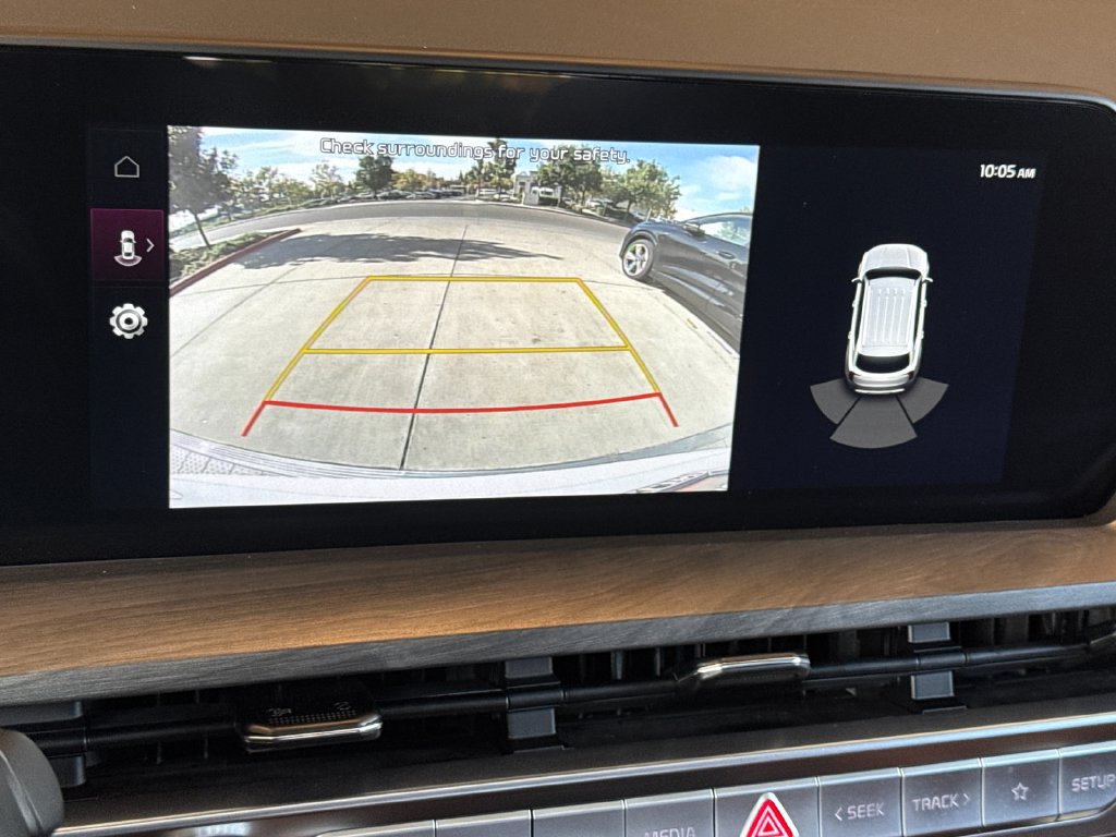 Used 2025 Kia Telluride AWD image 25