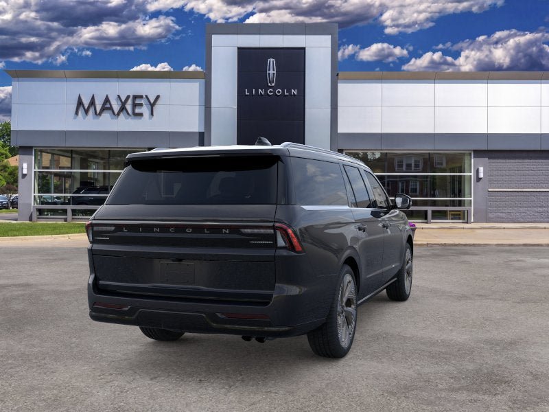 New 2026 Lincoln Navigator L Black Label AWD/4WD image 8