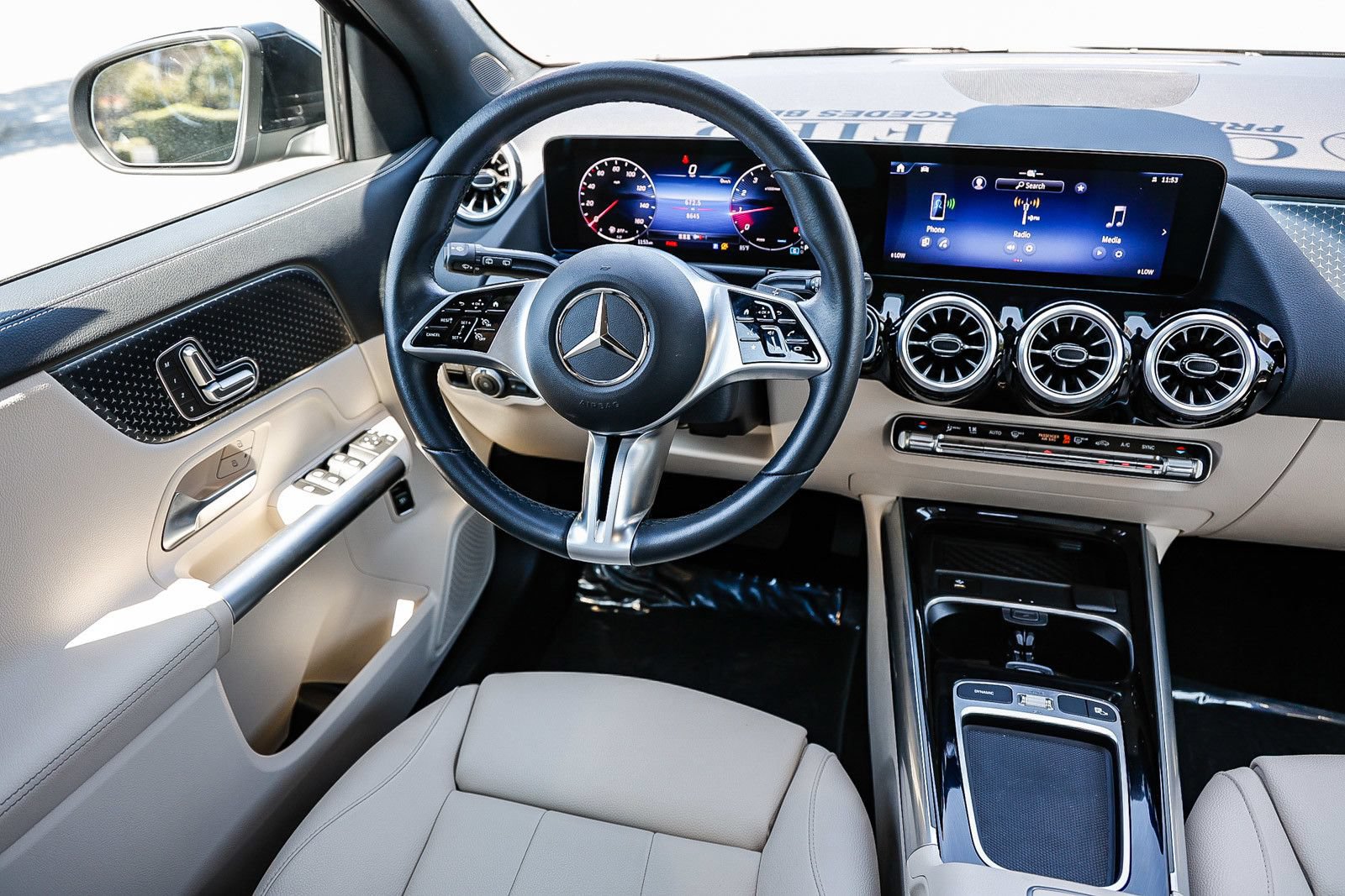 Certified 2025 Mercedes-Benz GLA 250 image 14