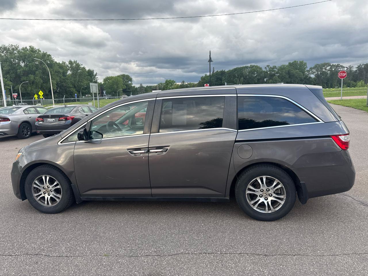 Used 2011 Honda Odyssey EX image 8