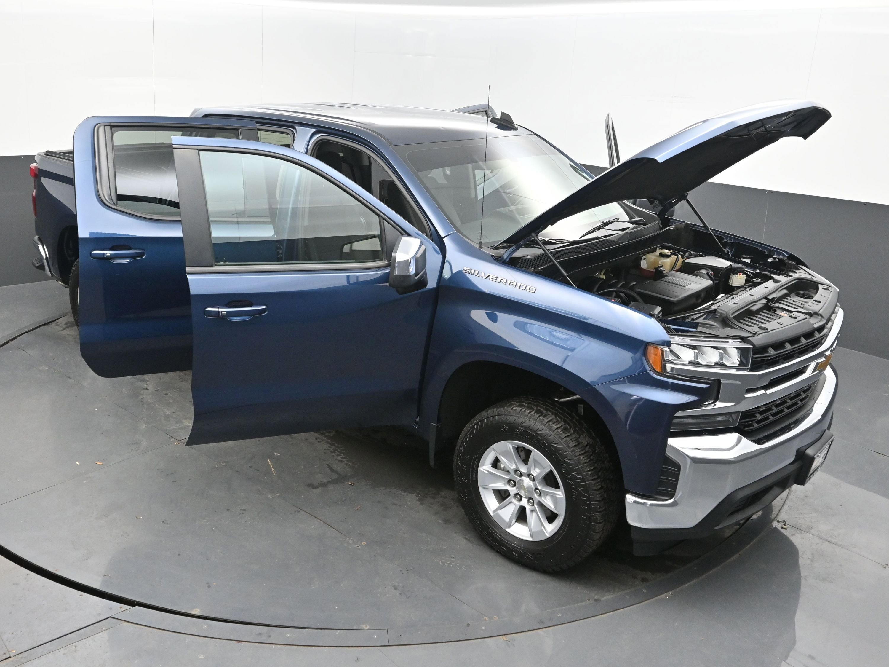 Used 2019 Chevrolet Silverado 1500 LT w/ All-Star Edition image 40