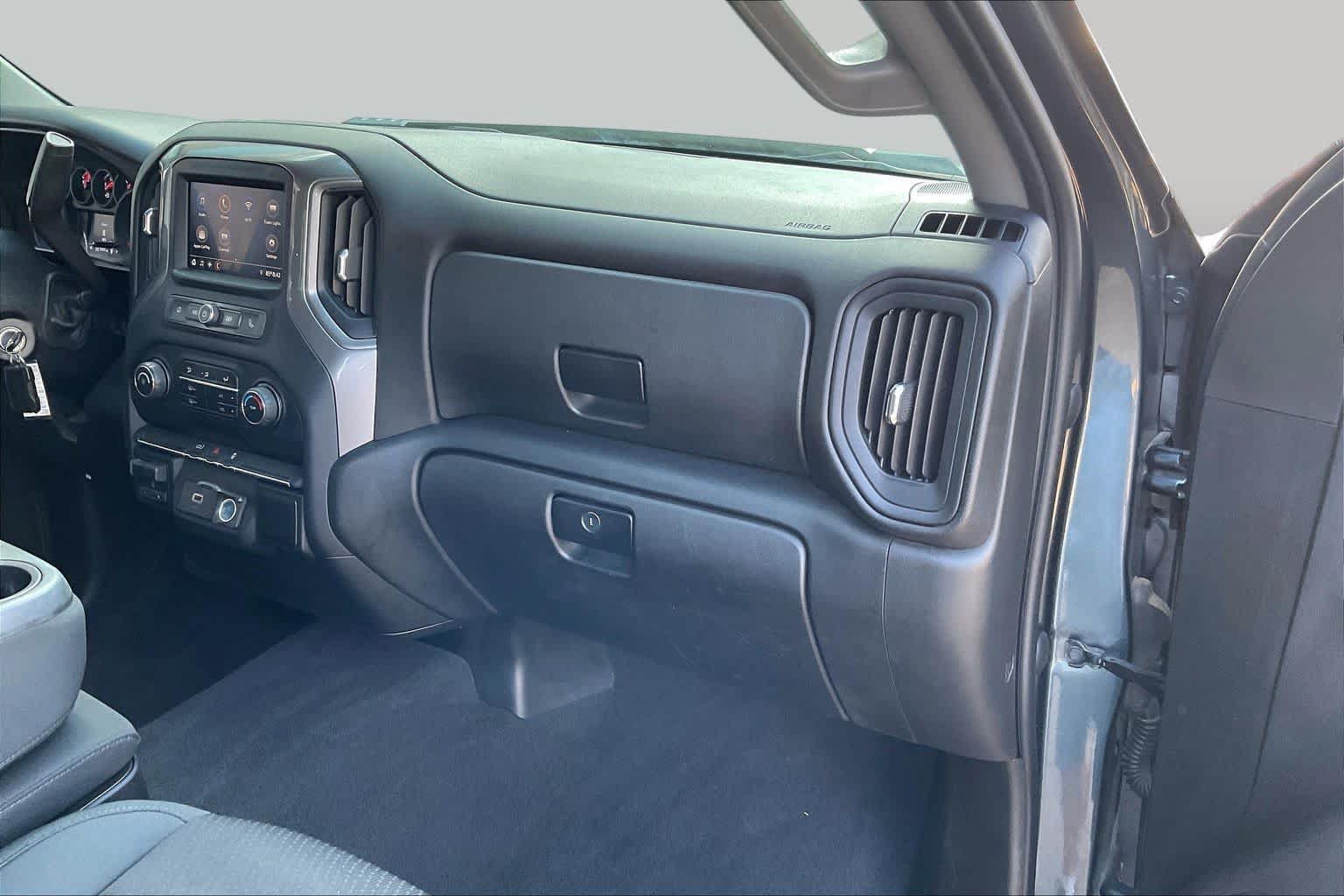 Certified 2020 Chevrolet Silverado 2500 Custom w/ Custom Convenience Package AWD/4WD image 18