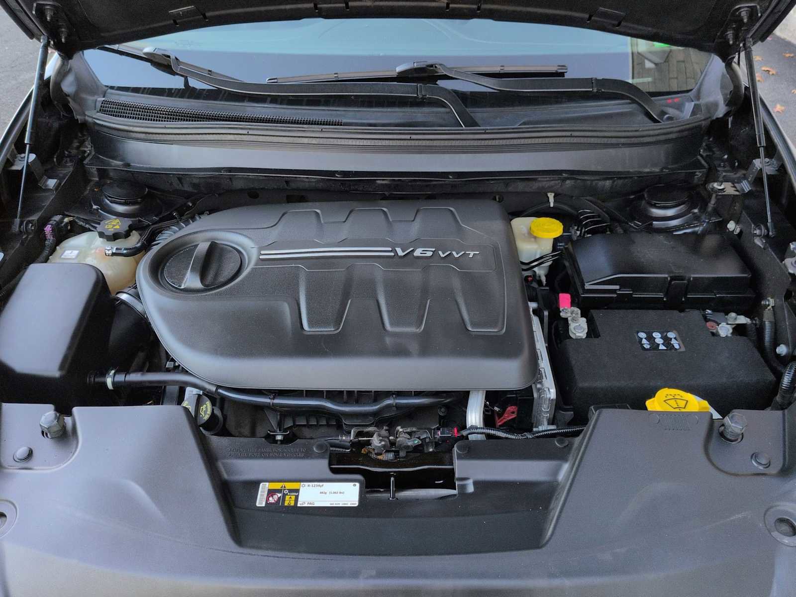 Used 2016 Jeep Cherokee Limited image 15