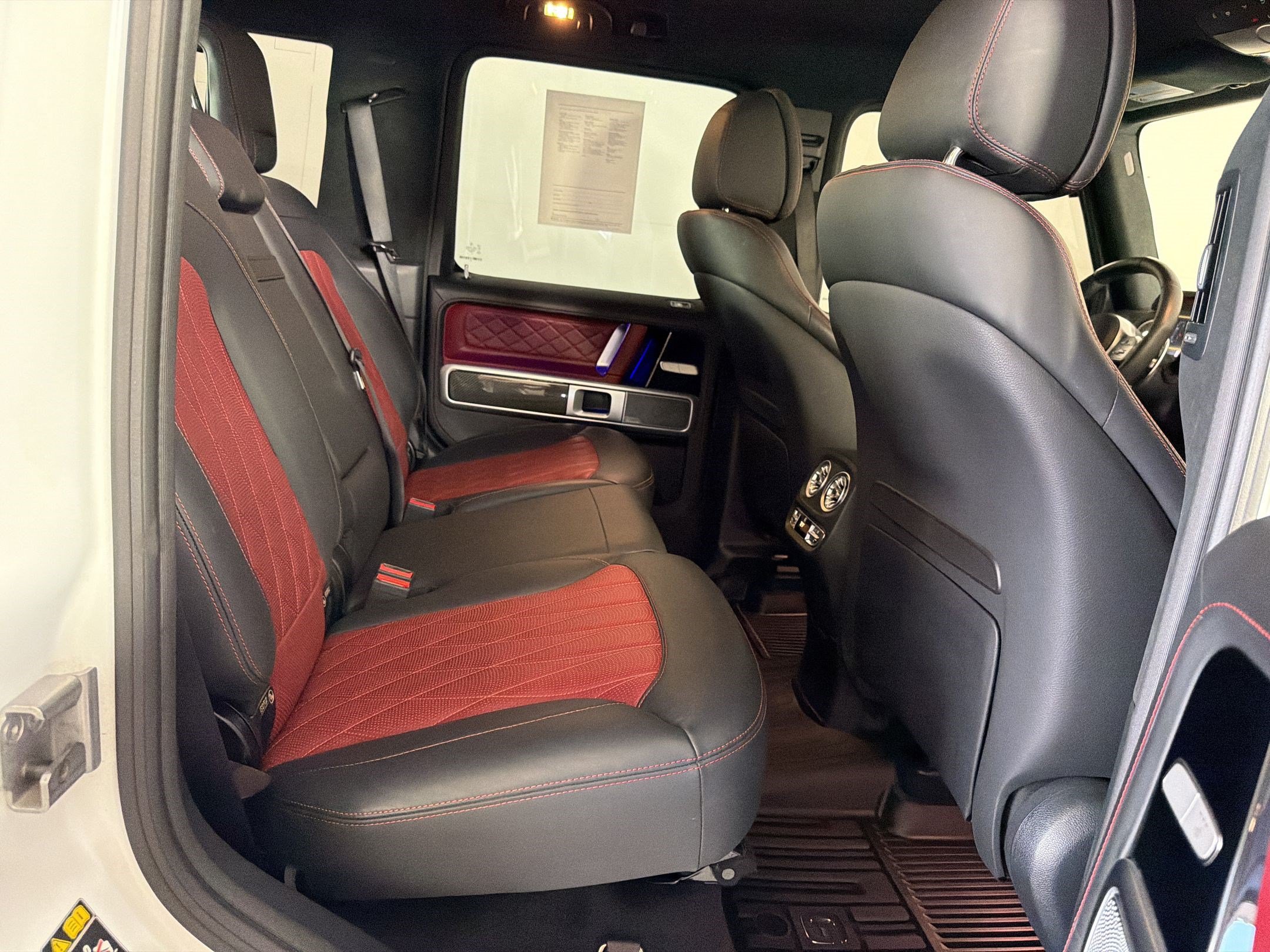 Certified 2022 Mercedes-Benz G 63 AMG 4MATIC image 31