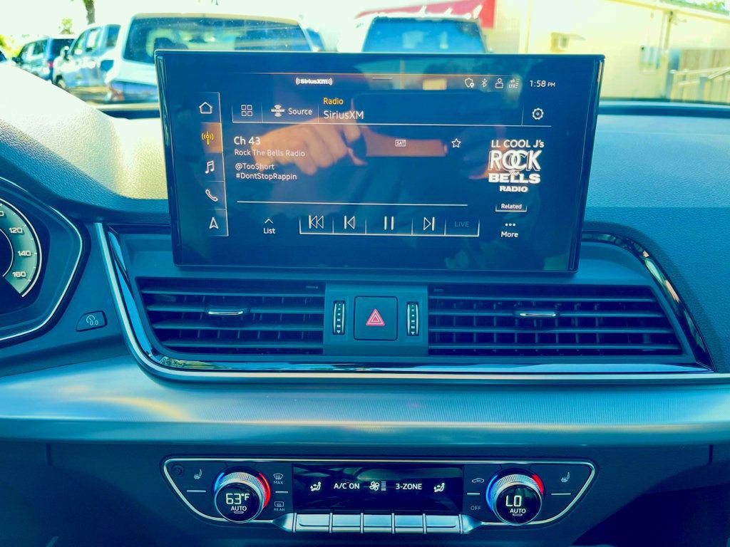 Used 2025 Audi Q5 2.0T Premium image 16