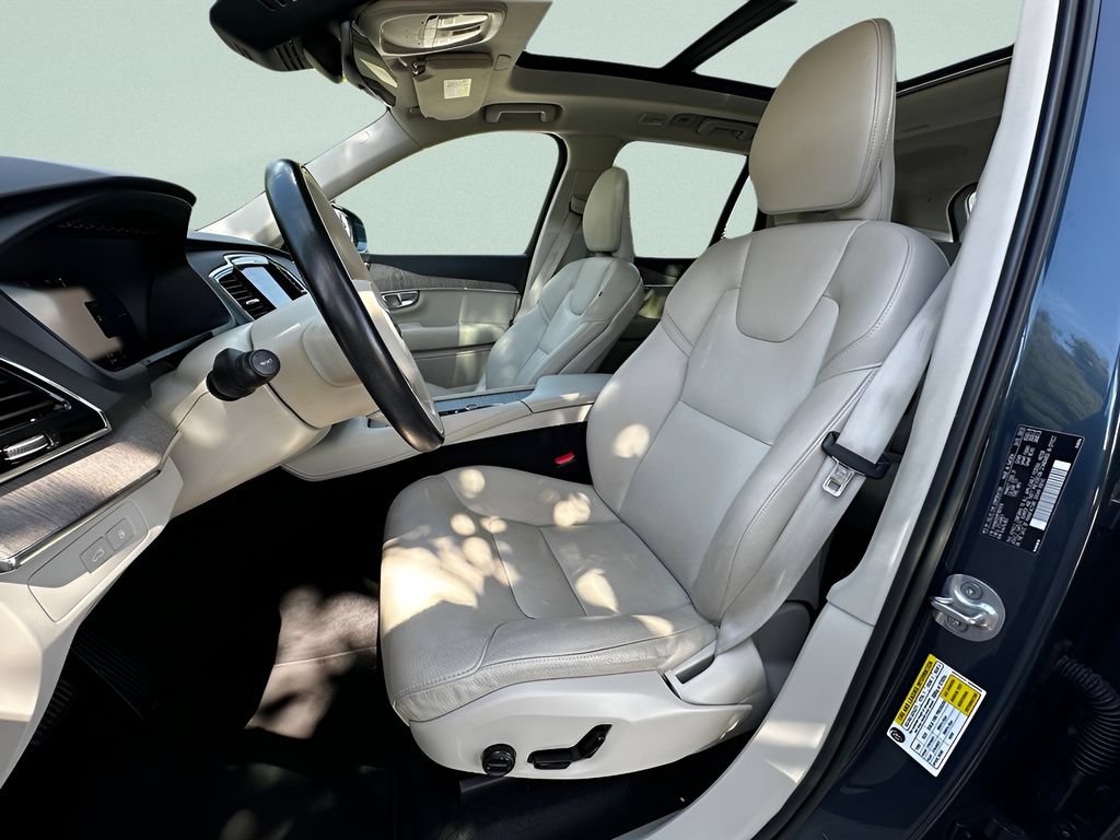 Used 2023 Volvo XC90 T8 Plus w/ Protection Package Premier AWD/4WD image 9