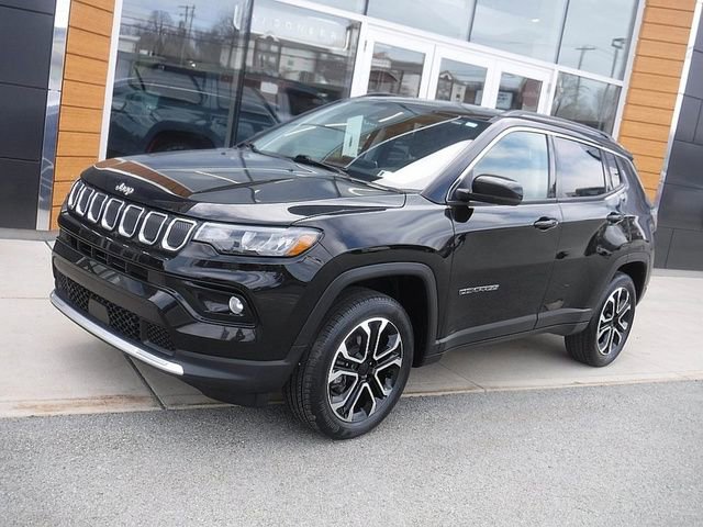 Certified 2022 Jeep Compass Limited image 1