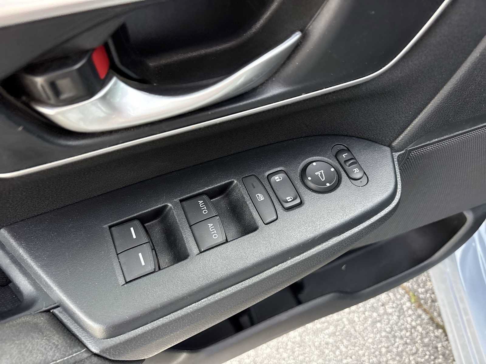 Used 2022 Honda CR-V EX image 23