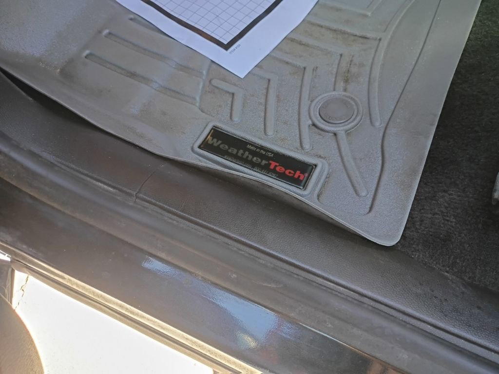 Used 2015 Chevrolet Equinox LTZ AWD/4WD image 27