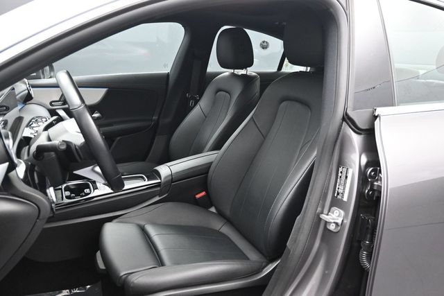 Used 2025 Mercedes-Benz CLA 250 4MATIC image 5