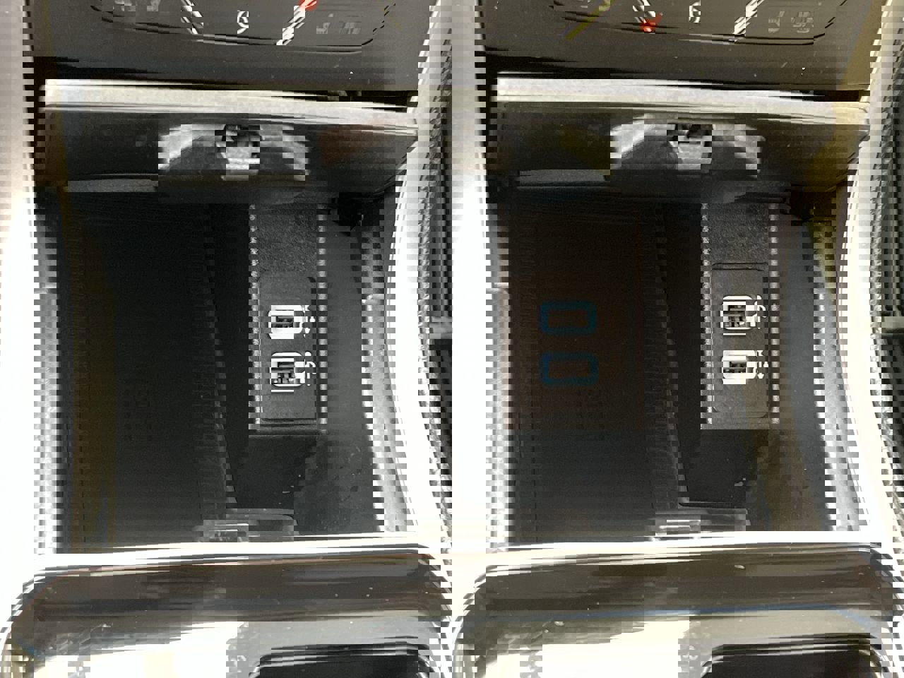 Used 2019 Ford Edge SEL w/ Equipment Group 201A image 25