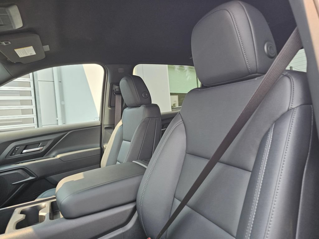 Used 2026 Chevrolet Silverado EV W/T AWD/4WD image 24