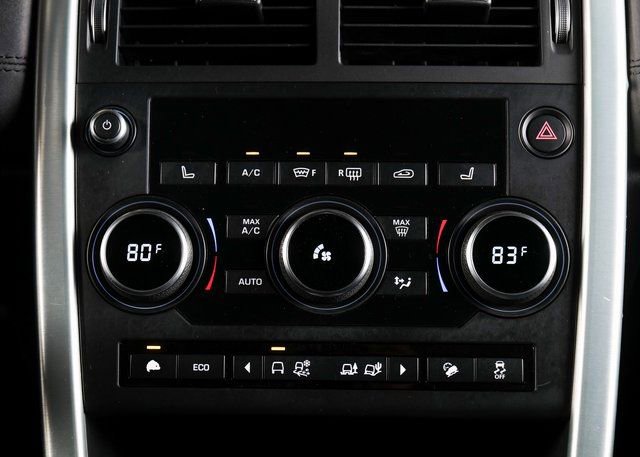 Used 2017 Land Rover Discovery Sport HSE image 12