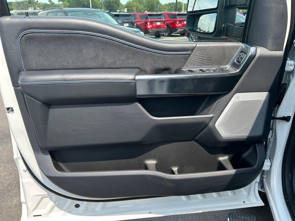 New 2025 Ford F250 Platinum w/ FX4 Off-Road Package image 25
