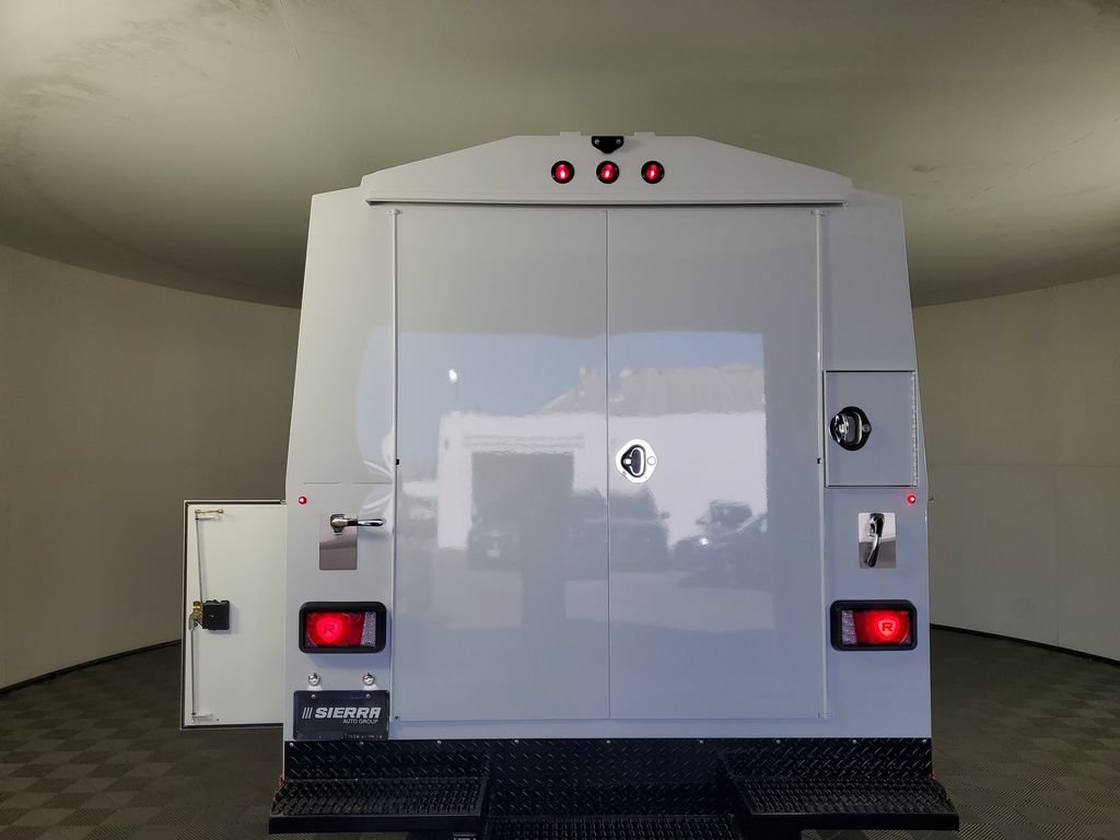 New 2026 Chevrolet Express 3500 w/ Power Convenience Package RWD image 5
