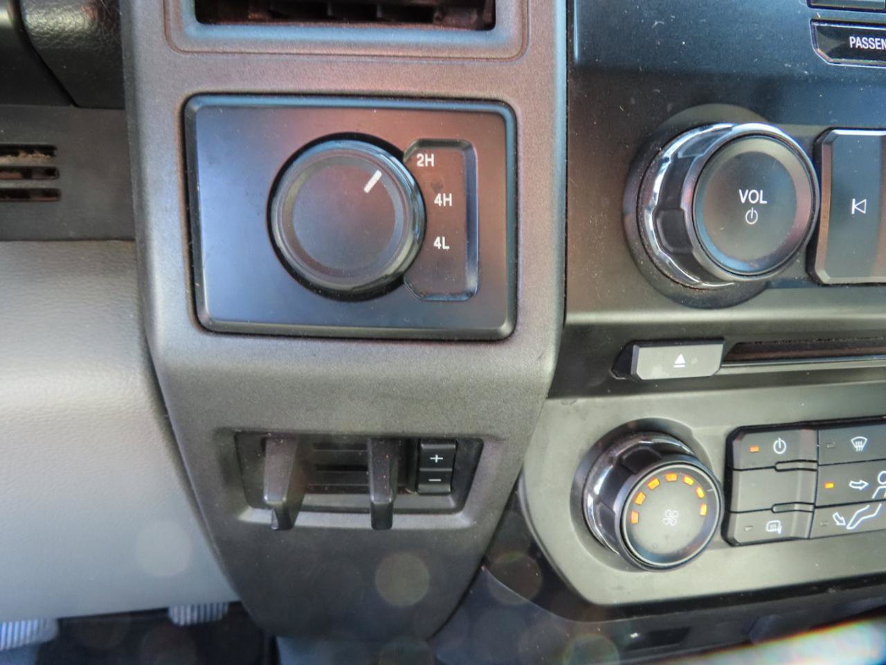 Used 2018 Ford F350 XL w/ Power Equipment Group AWD/4WD image 22