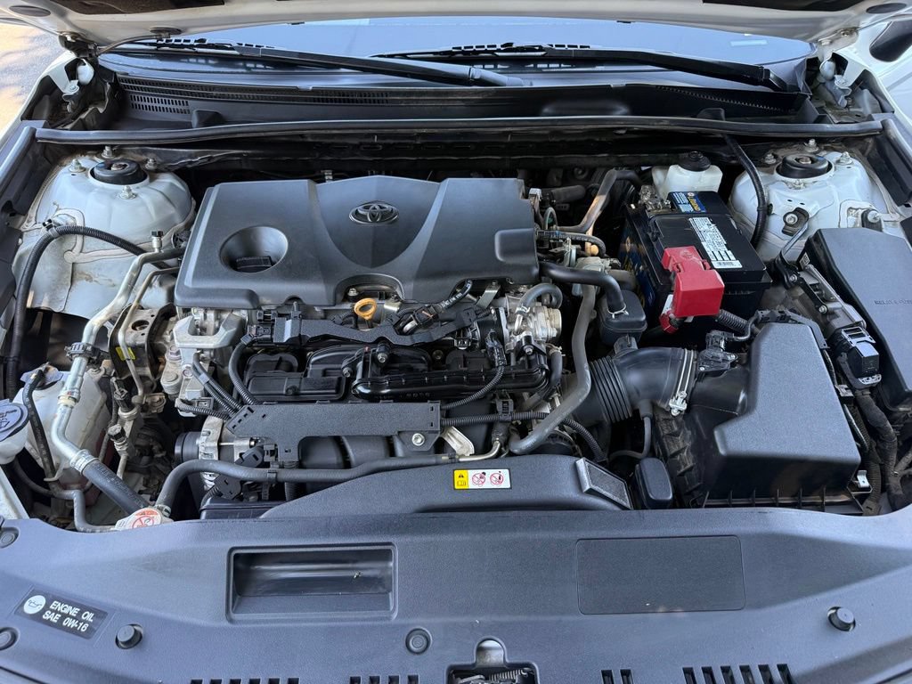 Used 2021 Toyota Camry XSE FWD image 14